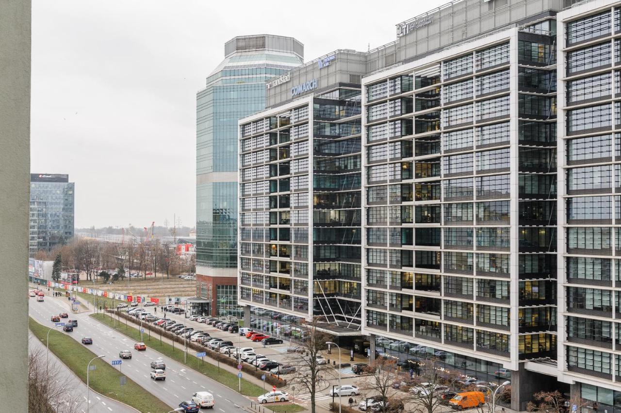 Family Apartment With A Terrace On Aleje Jerozolimskie Warszawa Eksteriør billede